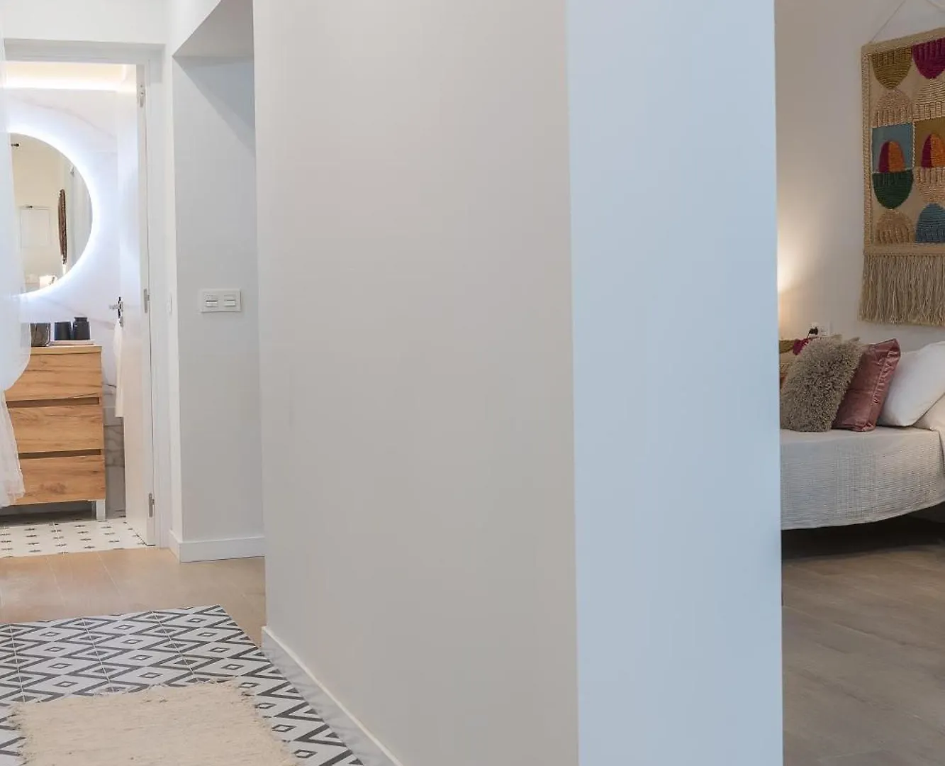 אלמריה Alcazaba Suites 0*,