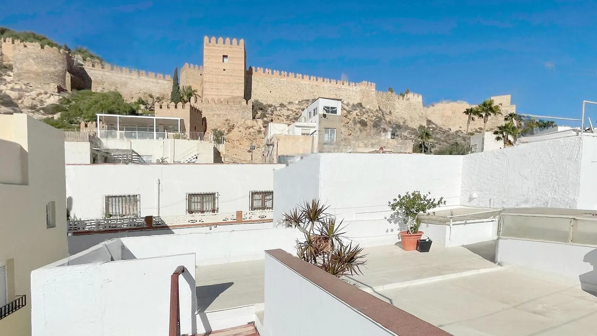 Alcazaba Suites 阿尔梅里亚